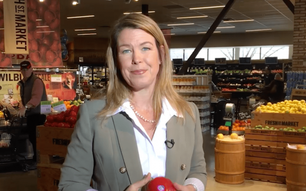 Diana Steele explique comment des cheveux beaux et sains commencent par la nutrition