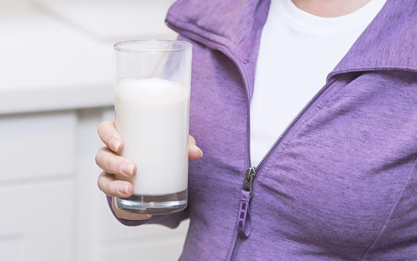 Calcium: en avez-vous assez? Le calcium est essentiel à notre santé à toutes les étapes de la vie.