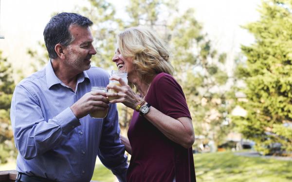Carences en vitamine D et B12. Une alimentation équilibrée est la meilleure façon d'obtenir les nutriments essentiels nécessaires pour rester en bonne santé.